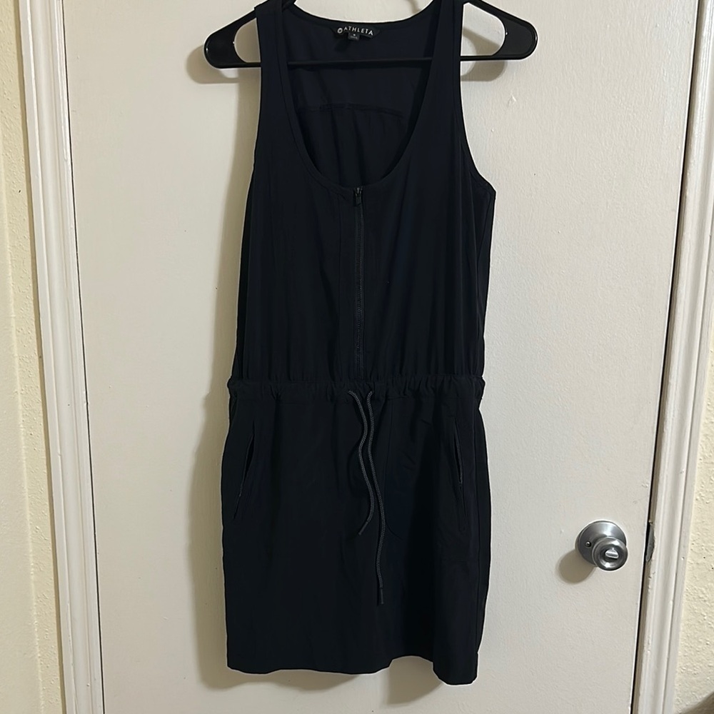 EUC Athleta Expedition Cinch Black Women's Dress